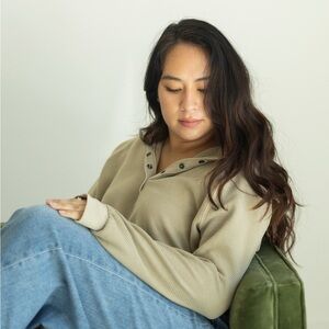 Faith Thermal Knit Henley Pullover in Beige